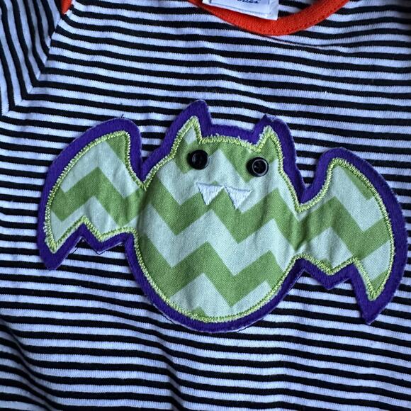 Peaches n Cream Striped Bat Appliqué Halloween Longall - Size 3-6 Months - Picture 3 of 5
